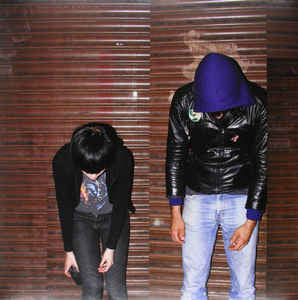 CRYSTAL CASTLES-CRYSTAL CASTLES 2LP EX COVER G+
