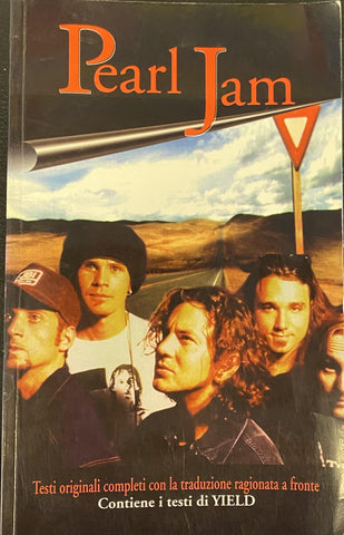 PEARL JAM-LYRICS TEN TO YIELD 2ND HAND BOOK VG