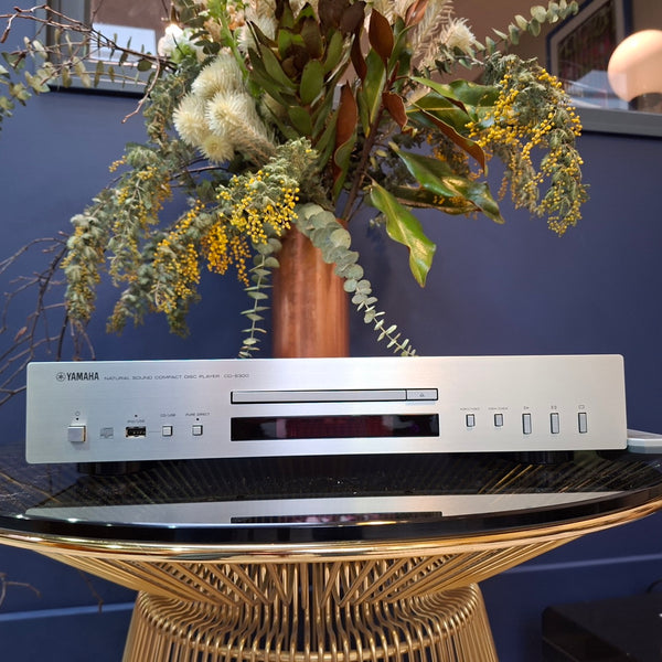 YAMAHA CD S-300 CD PLAYER 2ND HAND