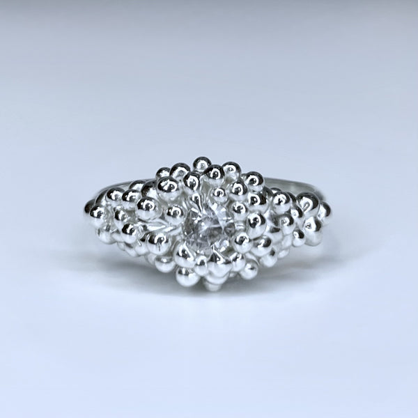 BEBE MAE - BUBBLE RING WHITE SAPPHIRE *NEW*