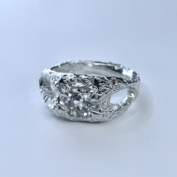 BEBE MAE - DIVINATION RING WHITE SAPPHIRE *NEW*