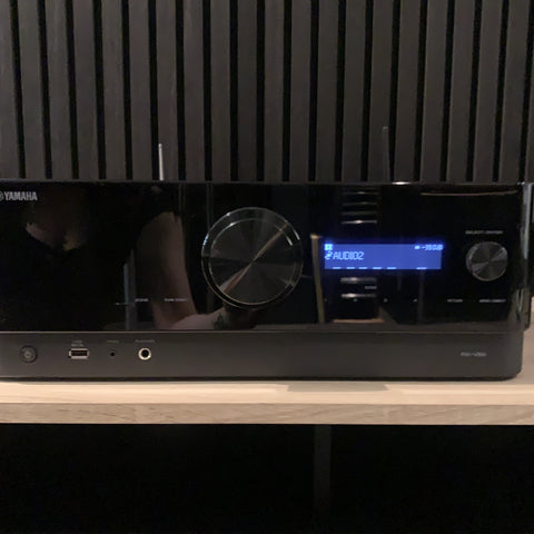 YAMAHA RXV6A INTEGRATED AMPLIFIER 2ND HAND