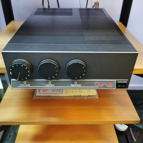 CYRUS ONE-FIRST GENERATION AMPLIFIER-2ND HAND