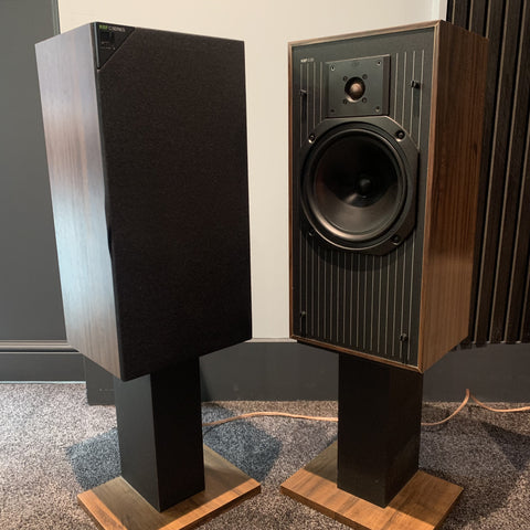KEF C30 TWO WAY STAND MOUNT LOUDSPEAKERS 2ND HAND