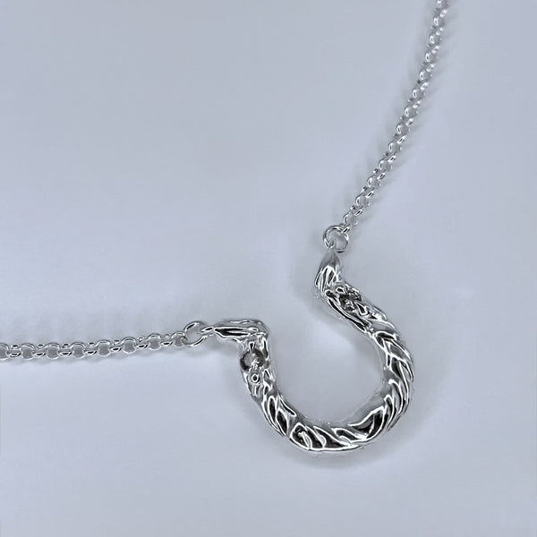 BEBE MAE - LADY LUCK PENDANT WHITE SAPPHIRE *NEW*