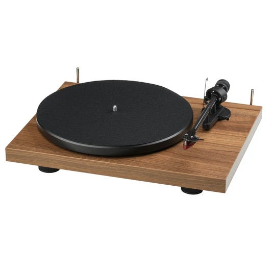 PROJECT DEBUT CARBON CLASSIC TURNTABLE - WALNUT *NEW*