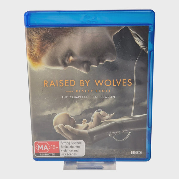 RAISED BY WOLVES- COMPLETE FIRST SEASON 3BLURAY VG