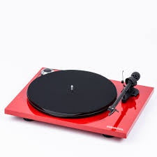 PROJECT-ESSENTIAL III RED TURNTABLE *NEW*