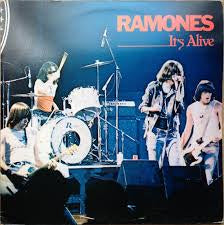 RAMONES-IT'S ALIVE 2LP EX COVER VG+