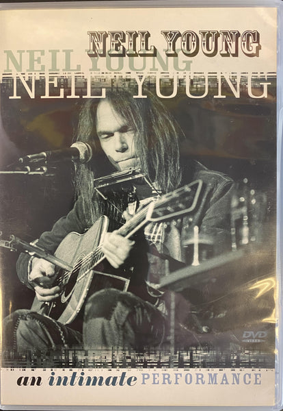 YOUNG NEIL-AN INTIMATE PERFORMANCE NTSC DVD NM